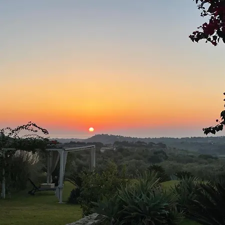 Cinecitta Sicily - La Art Deco Villa