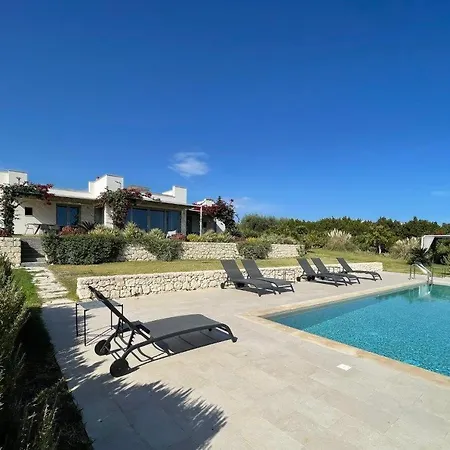 Cinecitta Sicily - La Art Deco Villa Noto